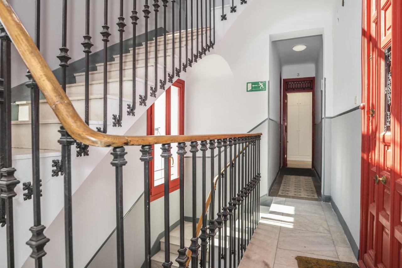 Bnbholder Stunning Terrace Centre Madrid Bagian luar foto